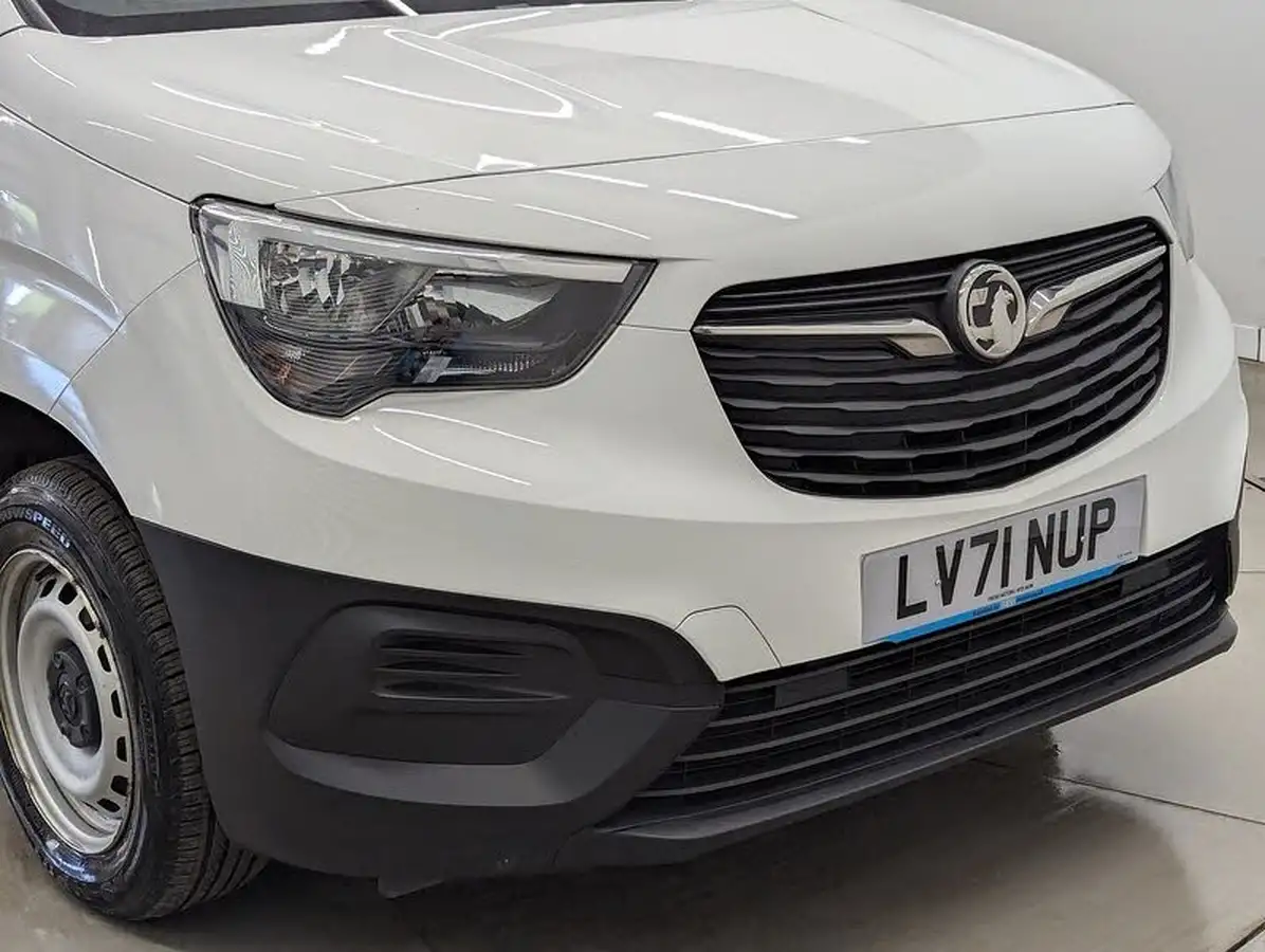 2022-vauxhall-combo-15cdti-dynamic-2000-100pseu6d-big-19