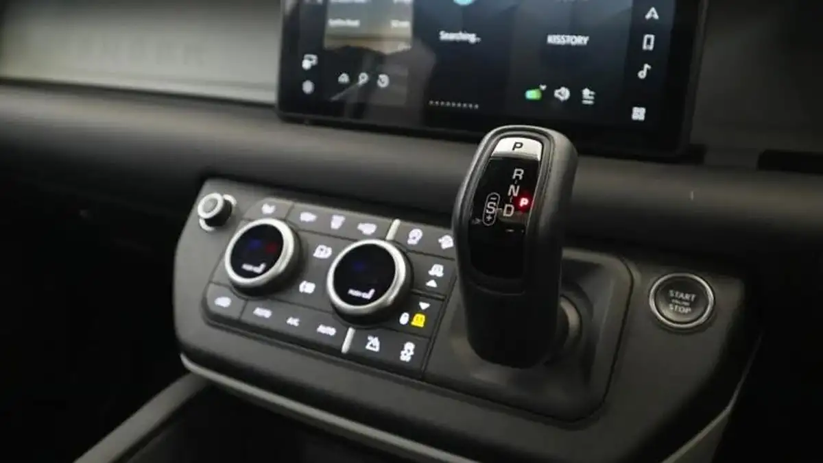 2023-land-rover-110-defender-30-d300-x-dynamic-se-big-12