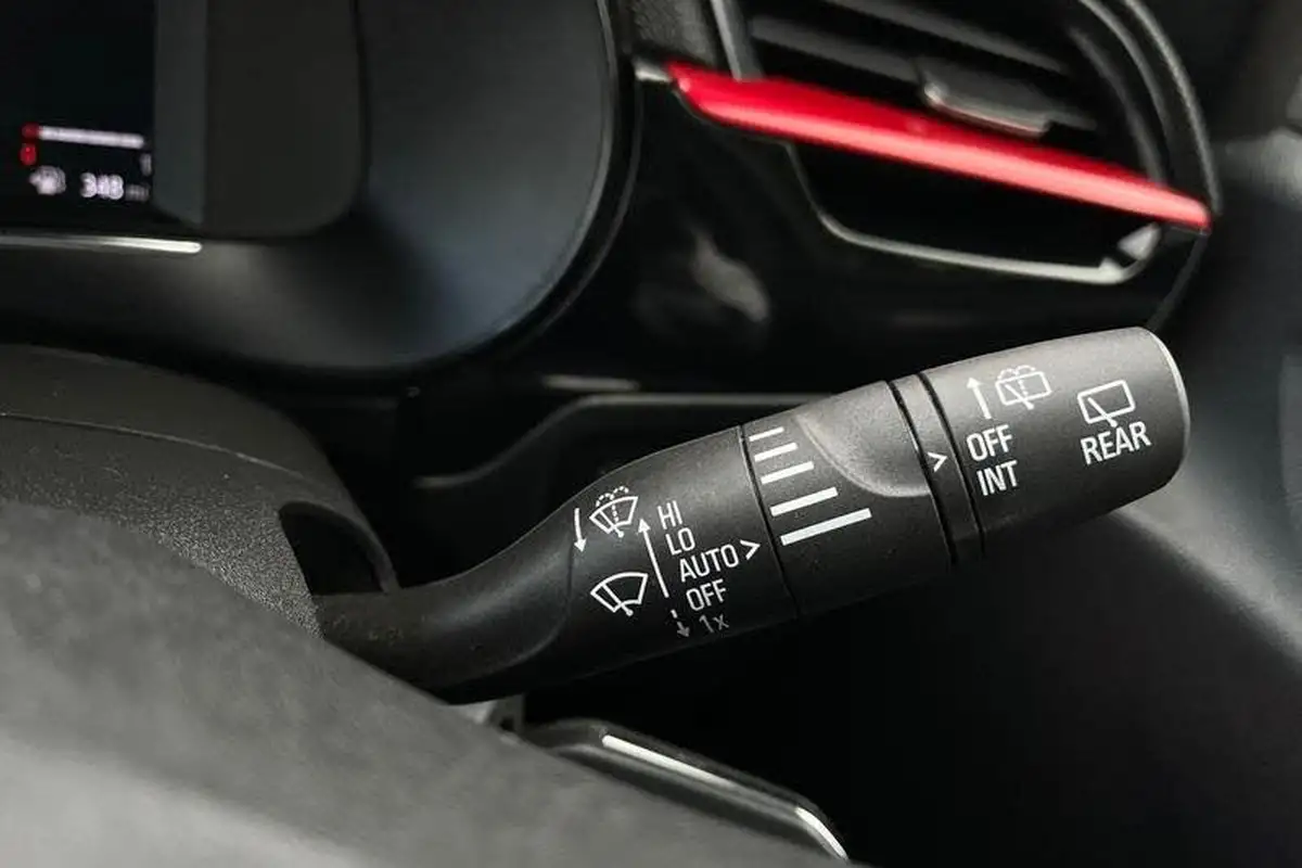 2022-vauxhall-corsa-12i-gs-line-big-14