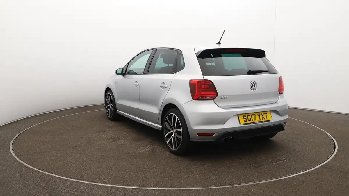 2017-volkswagen-polo-18-tsi-gti-bmtss-5d-big-60