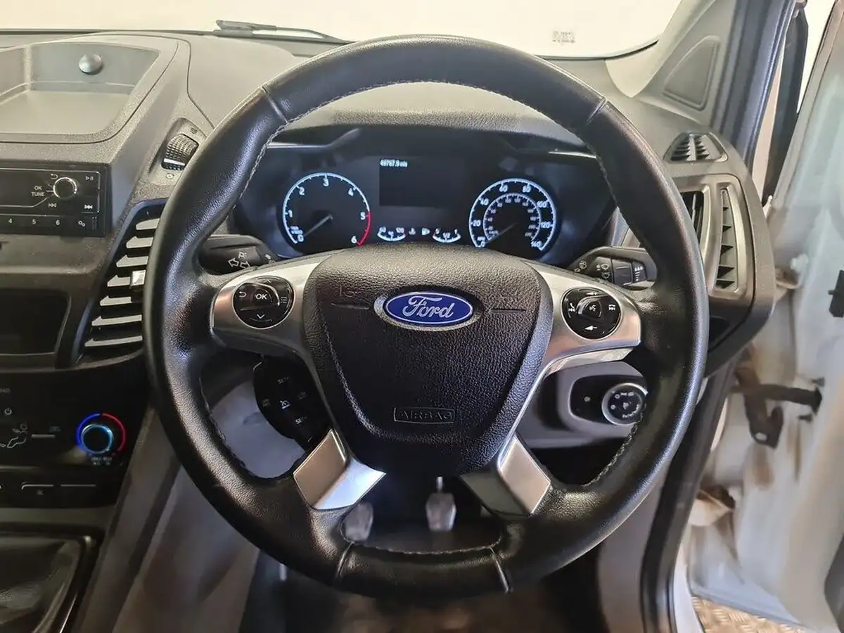 2022-ford-transit-connect-big-21