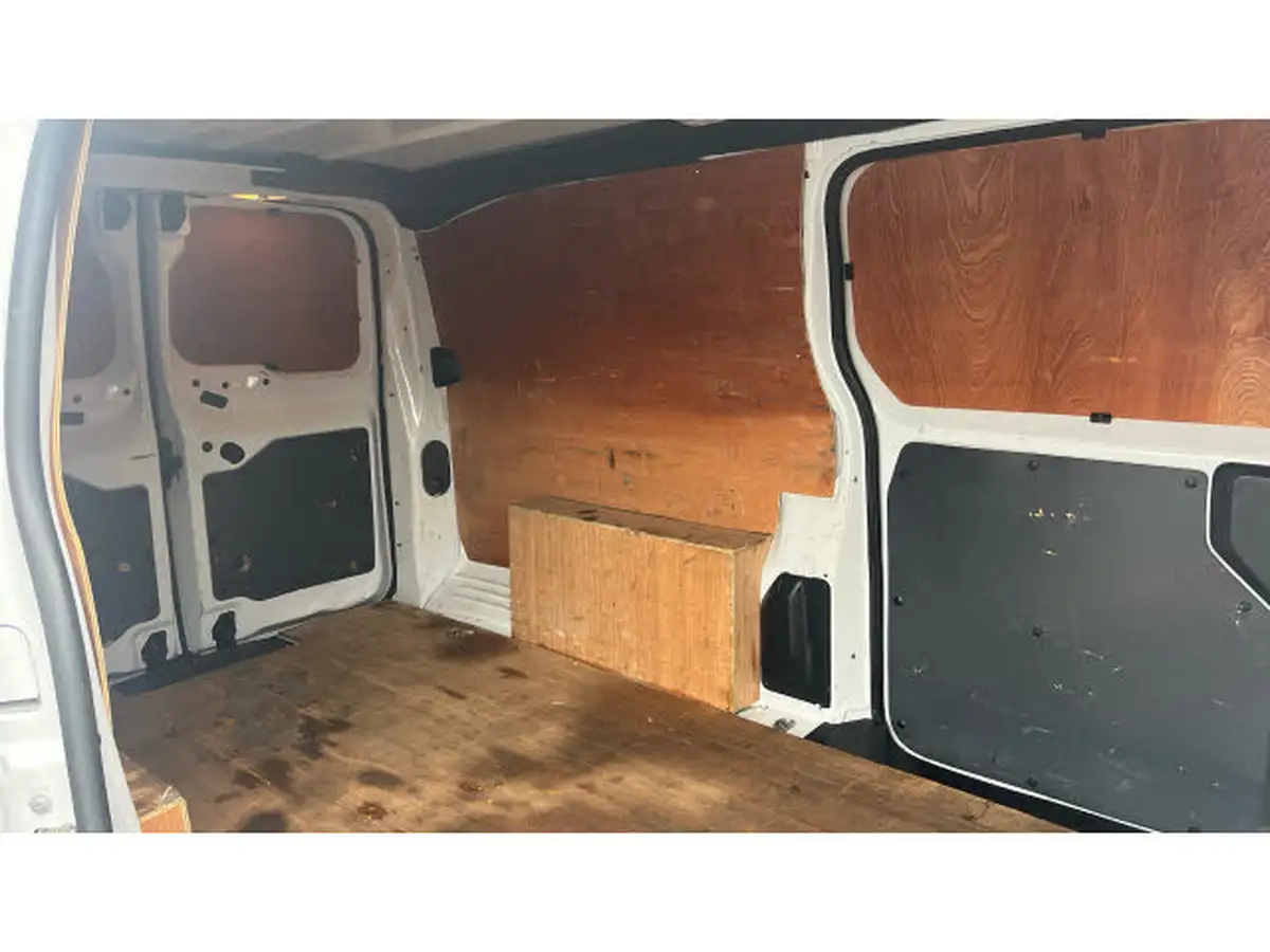 2022-vauxhall-vivaro-15td-2900-l2h1-dynamic-big-14
