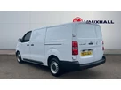 2022-vauxhall-vivaro-15td-2900-l2h1-dynamic-small-1