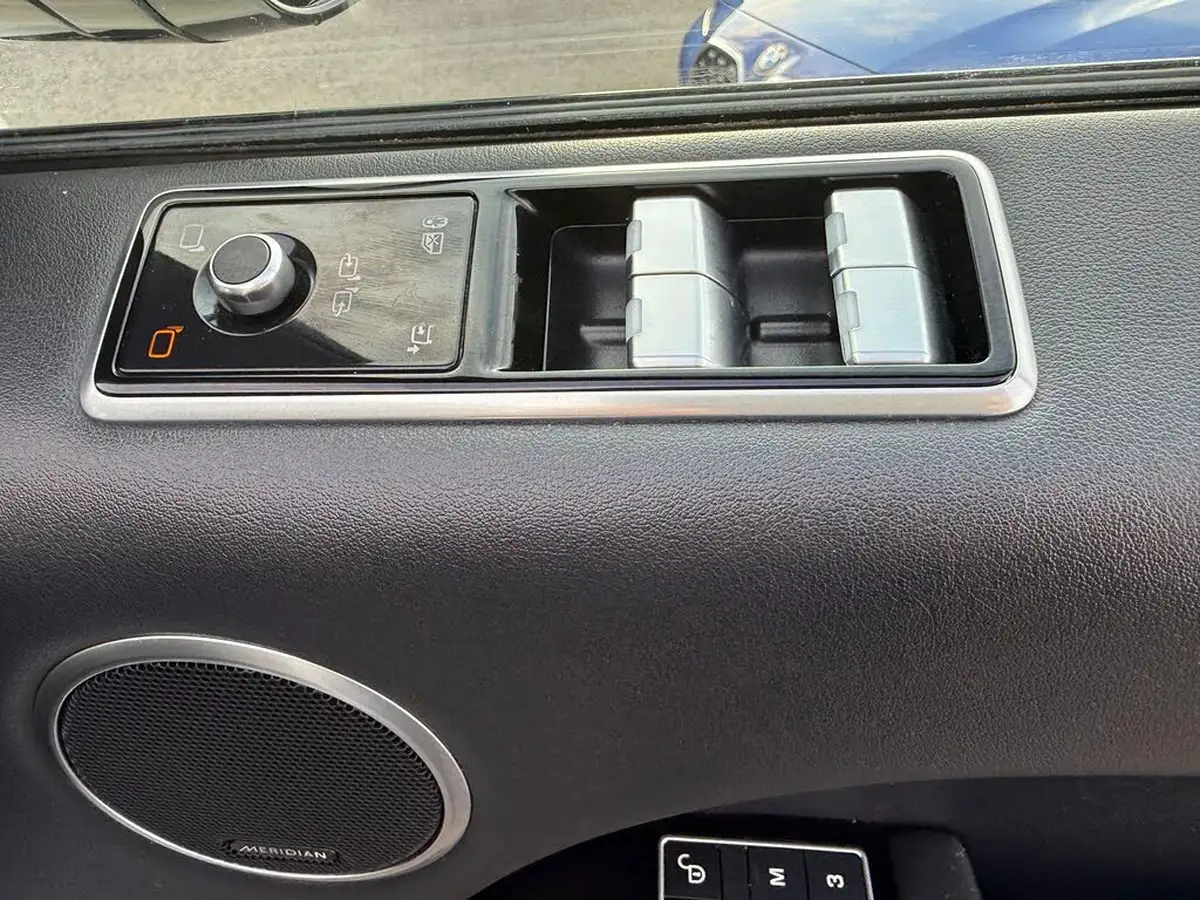 2018-land-rover-range-rover-sport-30-sd-v6-hse-sd-v6-big-16