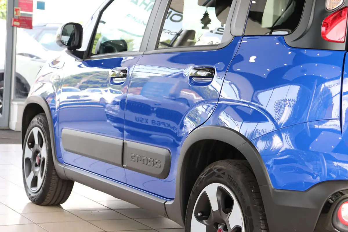 2020-fiat-panda-12-waze-big-66