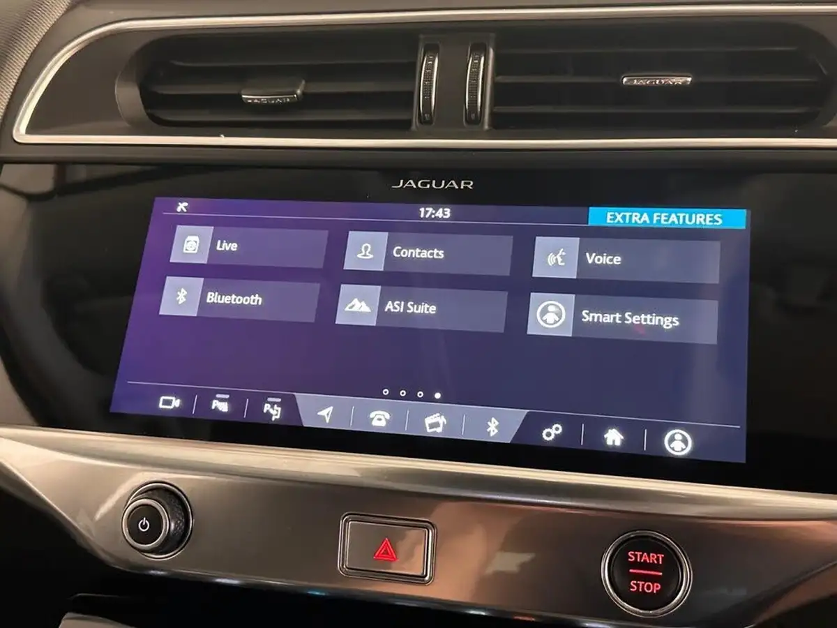 2019-jaguar-i-pace-ev400-se-big-21