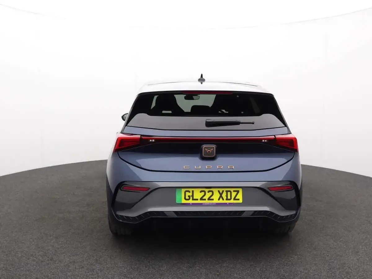 2022-cupra-born-e-v3-204ps-58kwh-big-3