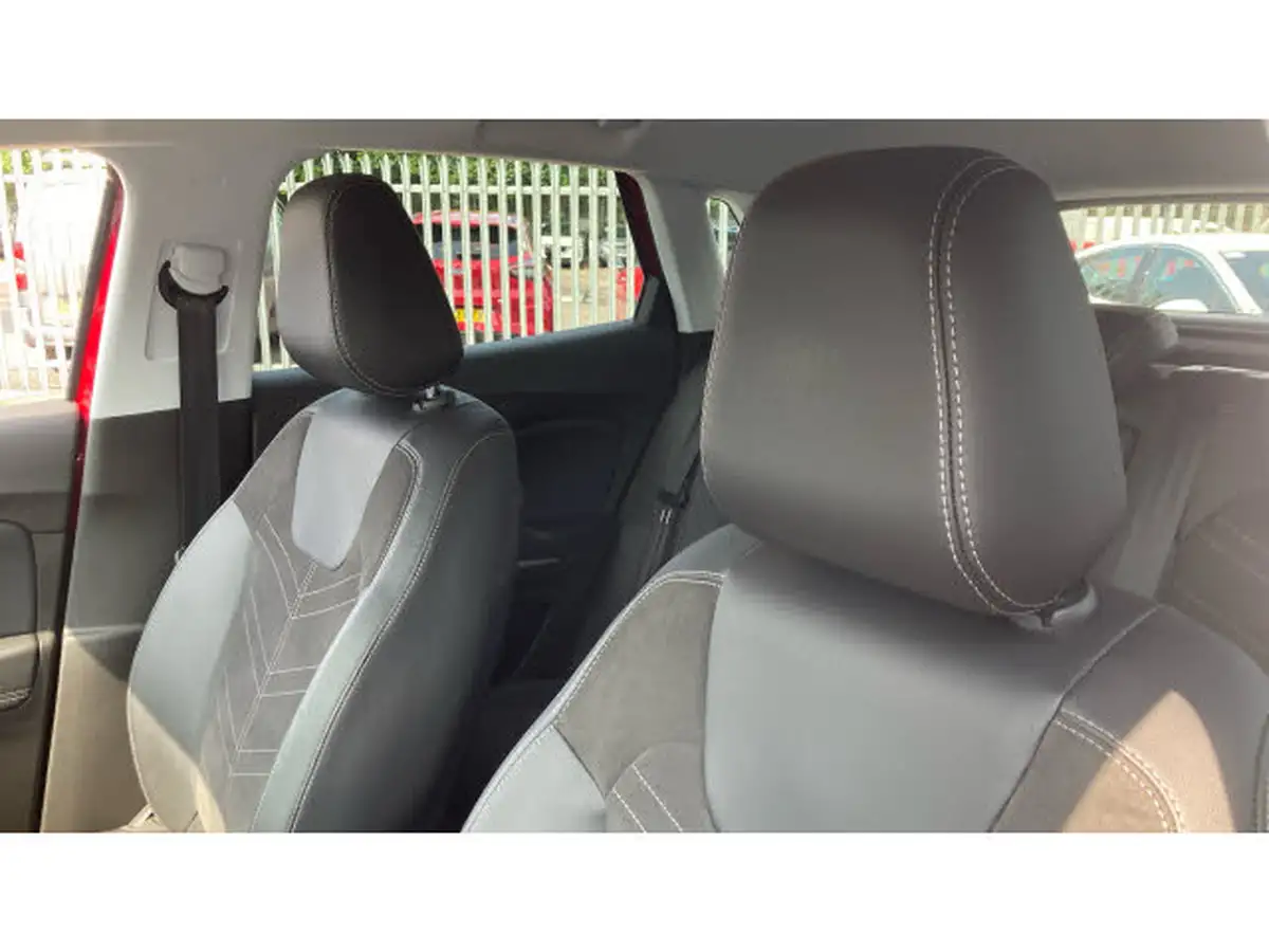 2022-vauxhall-grandland-12-ultimate-auto-big-14