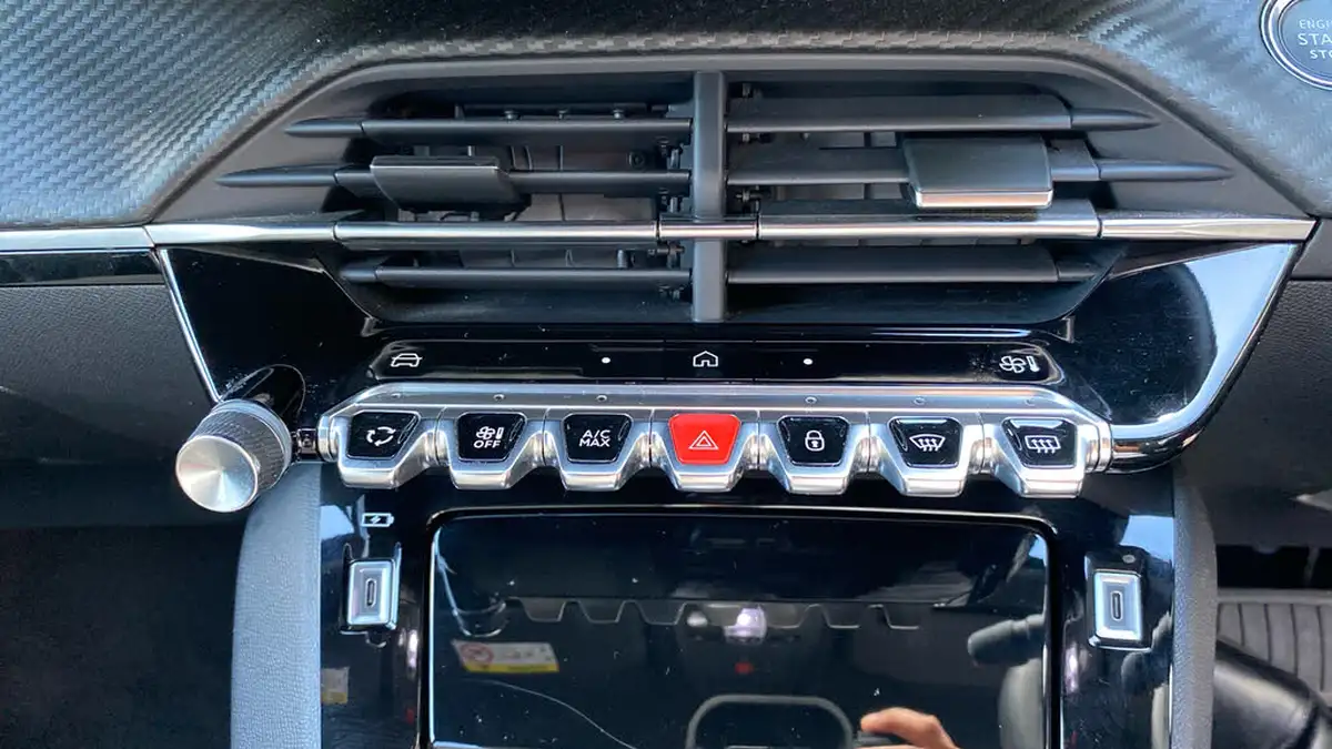 2024-peugeot-2008-suv-12-puretech-allure-130ps-eat8-big-35