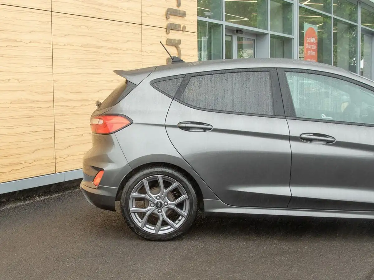 2022-ford-fiesta-10t-st-line-155ps-hybrid-mhev-5d-big-6