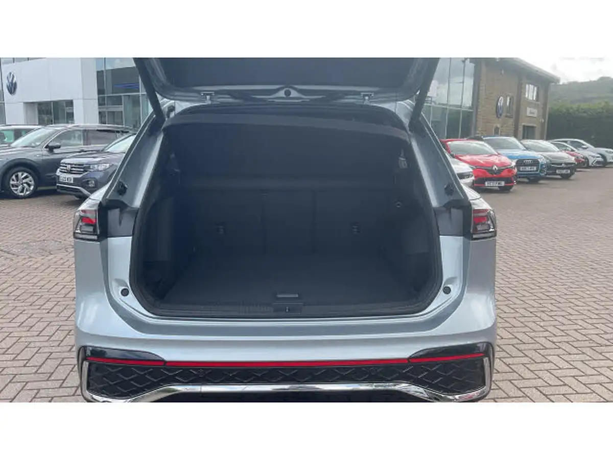2024-volkswagen-tiguan-15-tsi-r-line-272ps-ehybrid-big-19