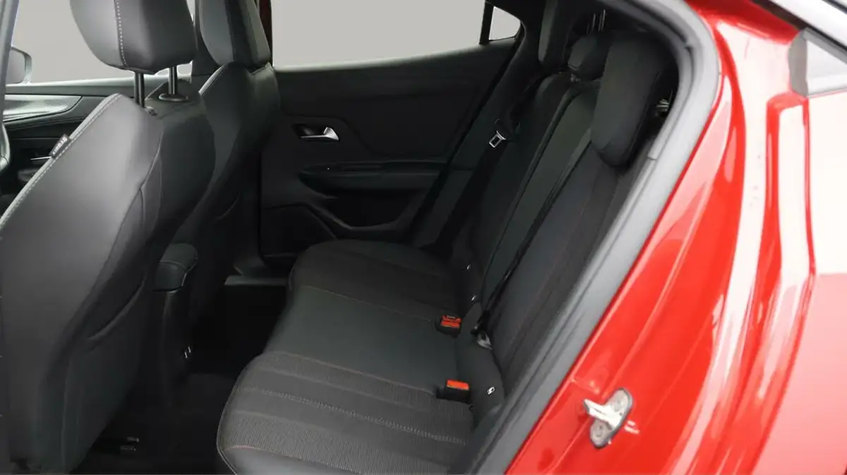 2023-vauxhall-mokka-12-gs-136ps-big-16