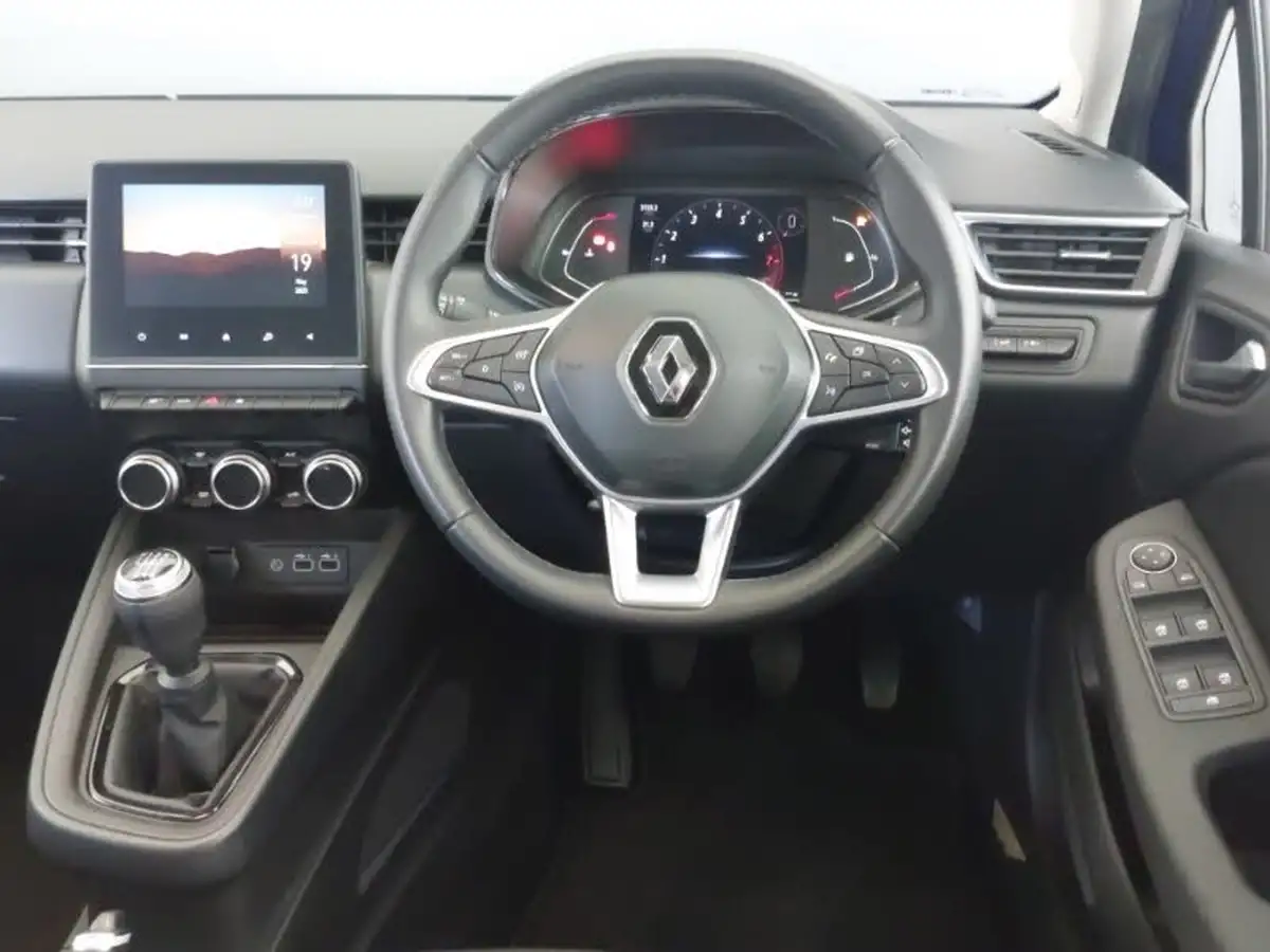 2023-renault-clio-10-tce-evolution-big-6