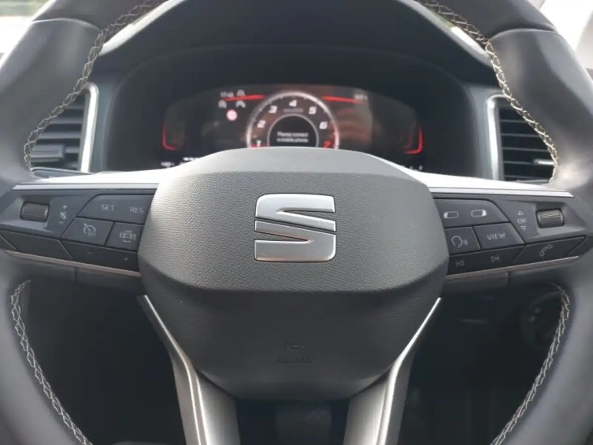 2024-seat-ateca-15-ecotsi-se-technology-dsg-big-12