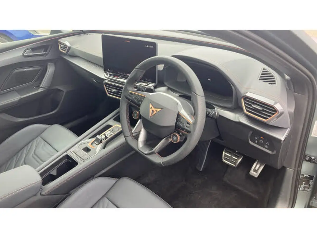 2025-cupra-leon-nf-15-e-hybrid-vz2-hatchback-big-5