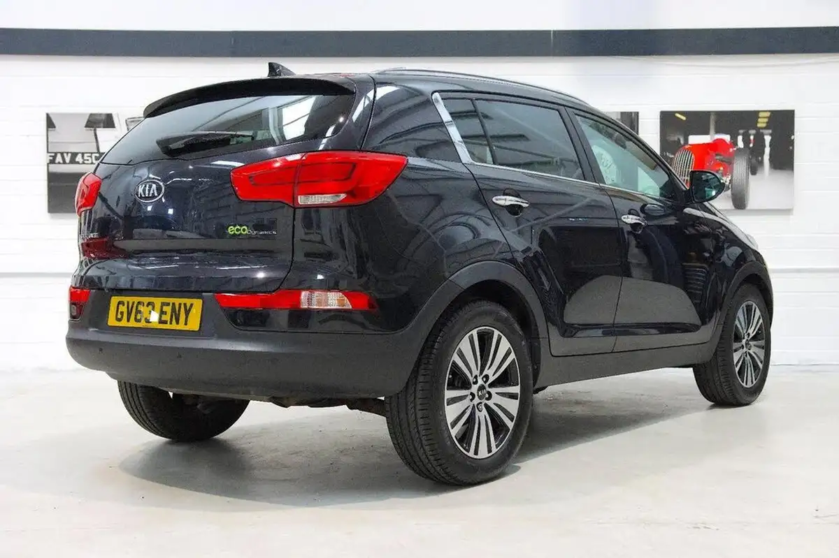 2014-kia-sportage-17-crdi-3-sat-nav-big-2