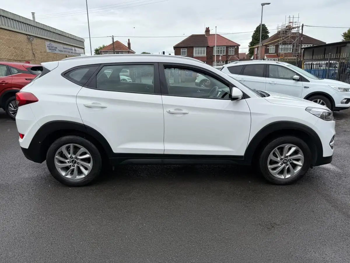 2018-hyundai-tucson-16-gdi-blue-drive-se-nav-big-6