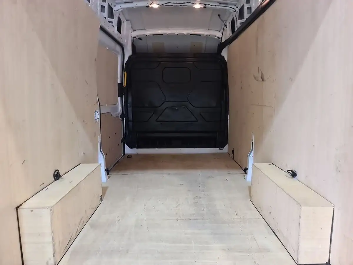 2024-ford-transit-big-5