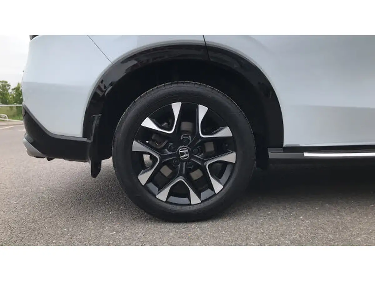 2024-honda-zr-v-20-i-mmd-advance-big-8