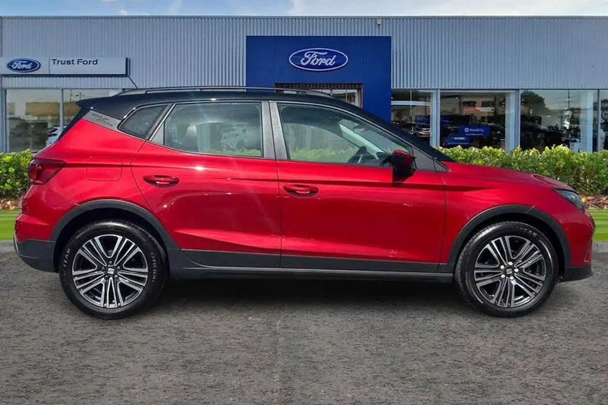 2023-seat-arona-10-tsi-evo-se-technology-big-2