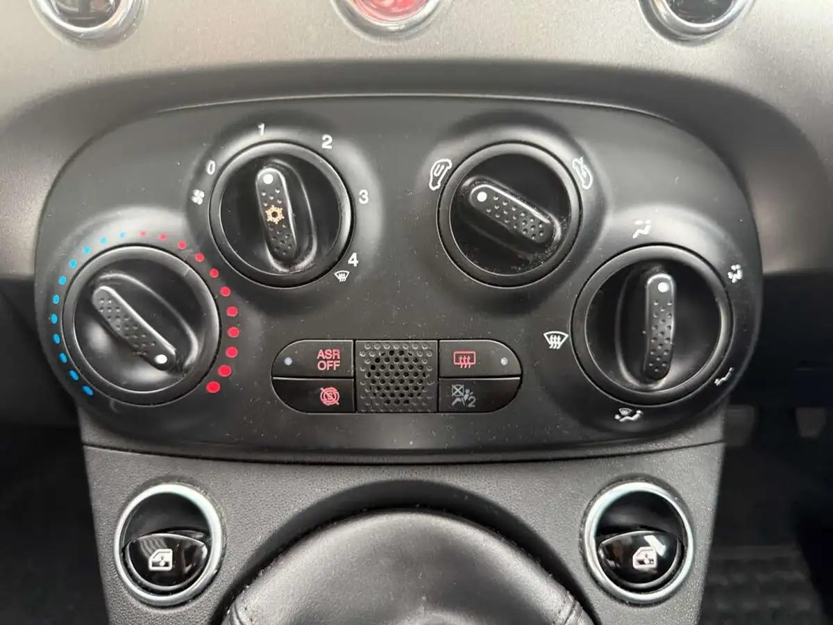 2020-fiat-500-12-rock-star-big-29
