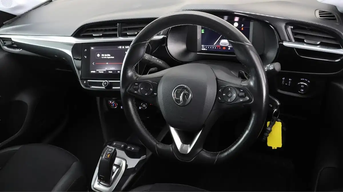 2020-vauxhall-corsa-12-turbo-elite-nav-auto-big-9