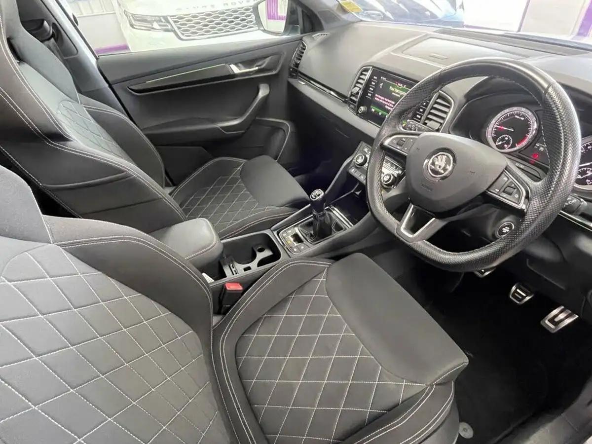 2019-skoda-karoq-20tdi-sportline-150ps-4x4-big-23