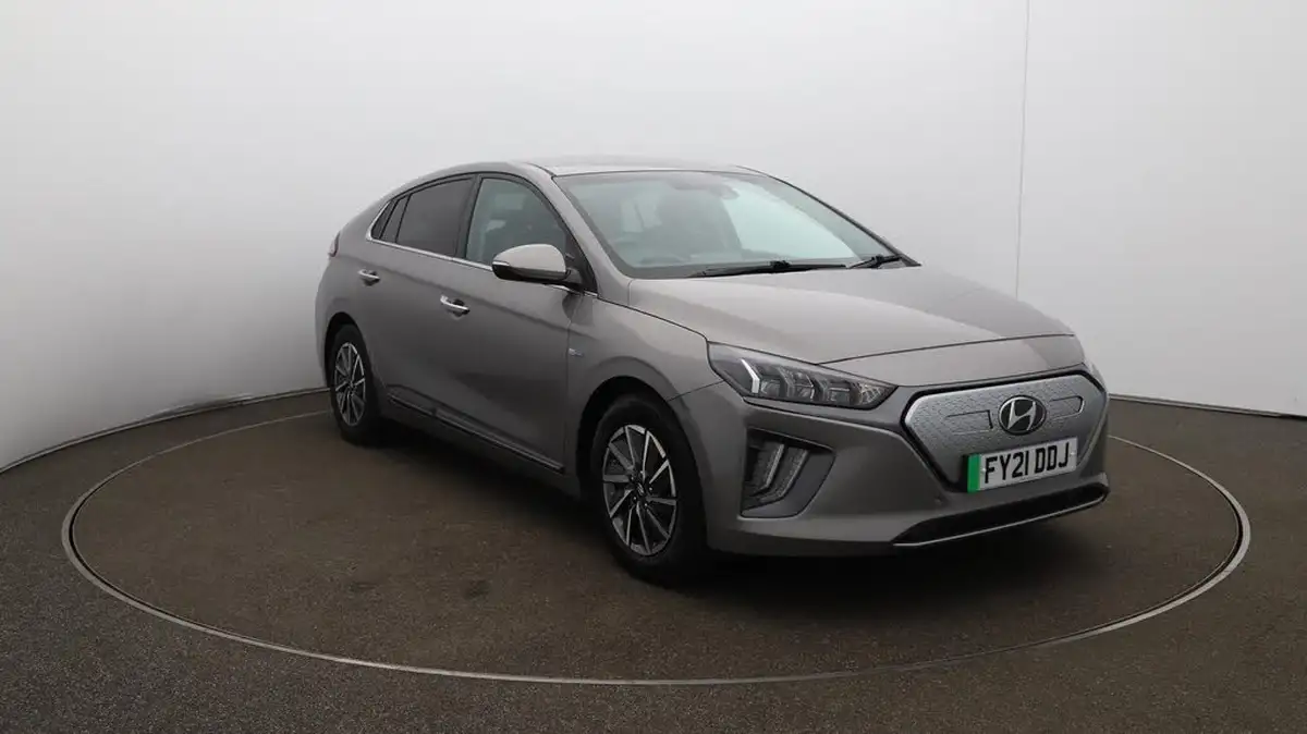 2021-hyundai-ioniq-e-premium-se-electric-100kw-big-43