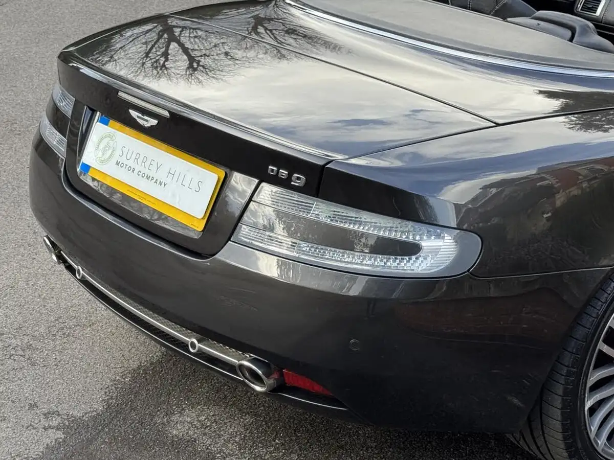 2010-aston-martin-db9-60-volante-touchtronic-ii-big-38