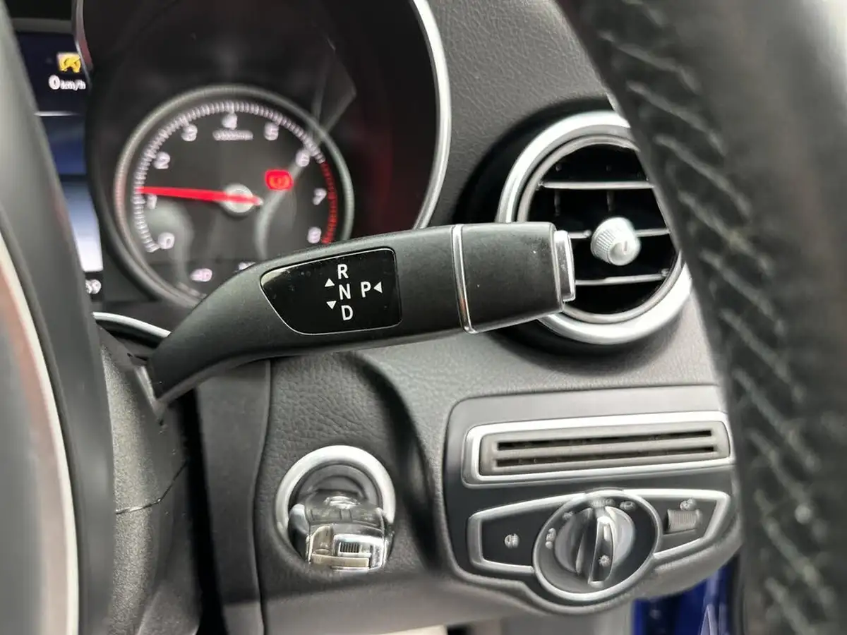 2017-mercedes-benz-c-class-20-c200-sport-ss-saloon-4d-9g-tronic-plus-big-33
