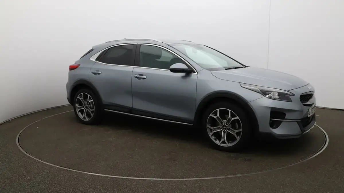 2022-kia-xceed-15-t-gdi-3-big-36