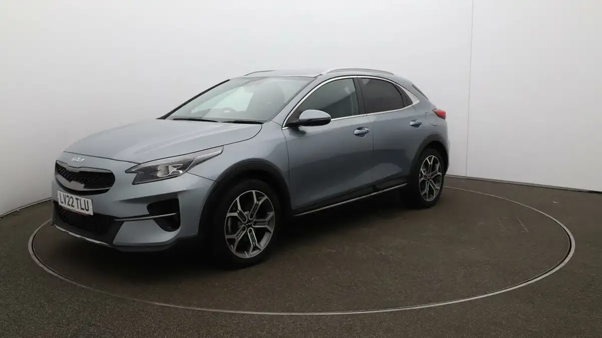 2022-kia-xceed-15-t-gdi-3-big-60