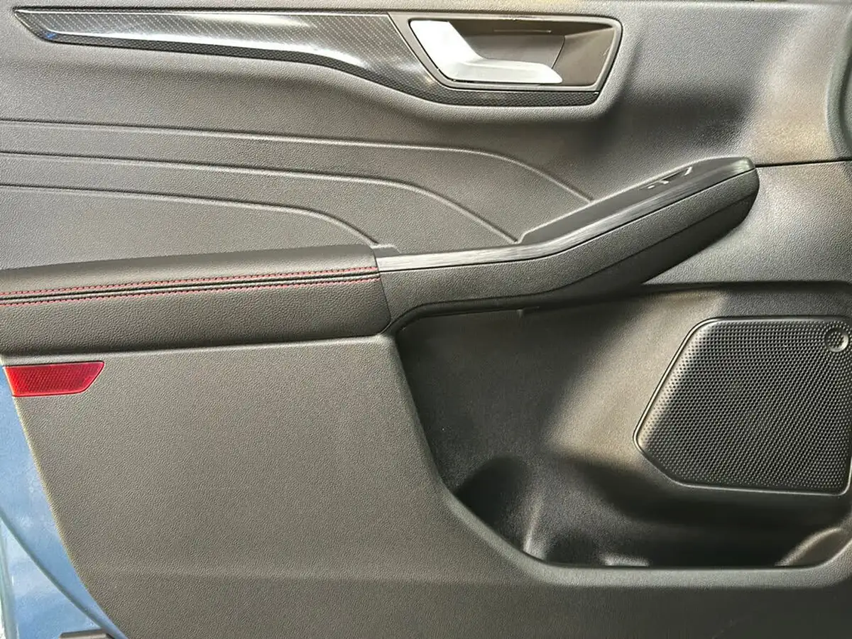 2022-ford-kuga-25t-st-line-x-edition-225ps-phev-big-32