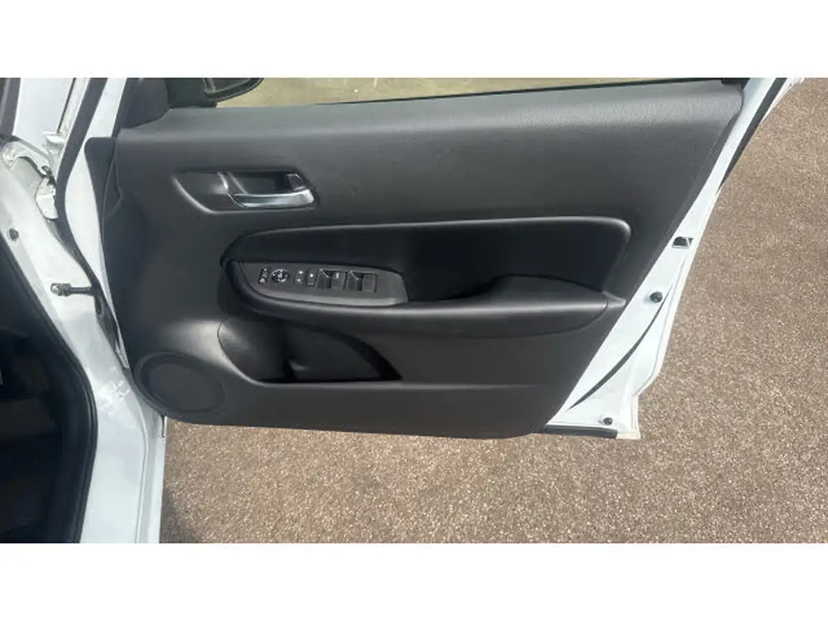 2022-honda-jazz-15-i-mmd-sr-109ps-big-24