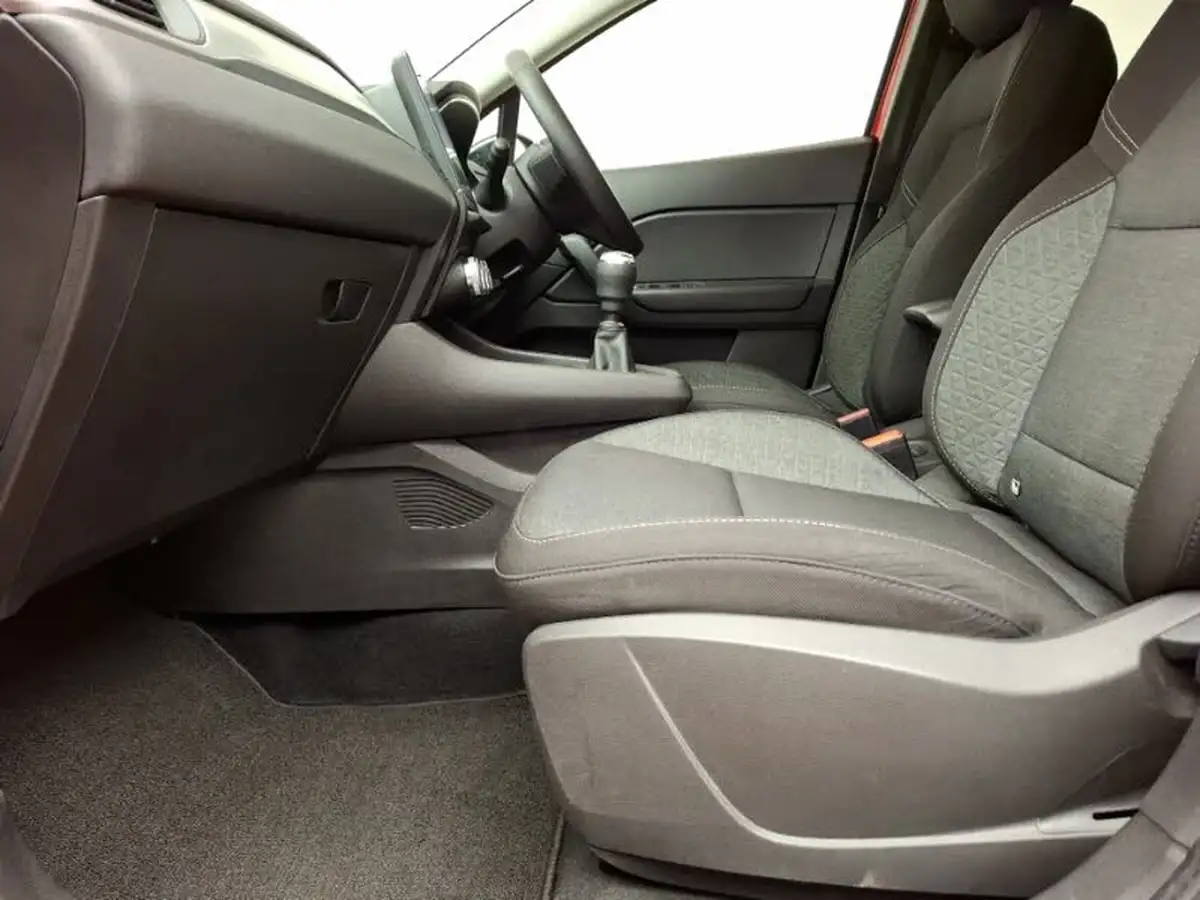 2022-renault-captur-10-tce-iconic-edition-big-4