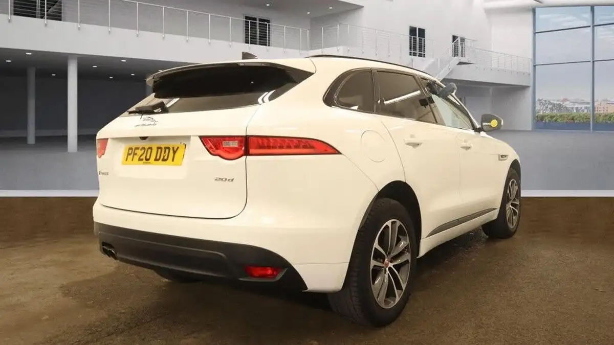 2020-jaguar-f-pace-20-i4d-r-sport-180ps-auto-big-7