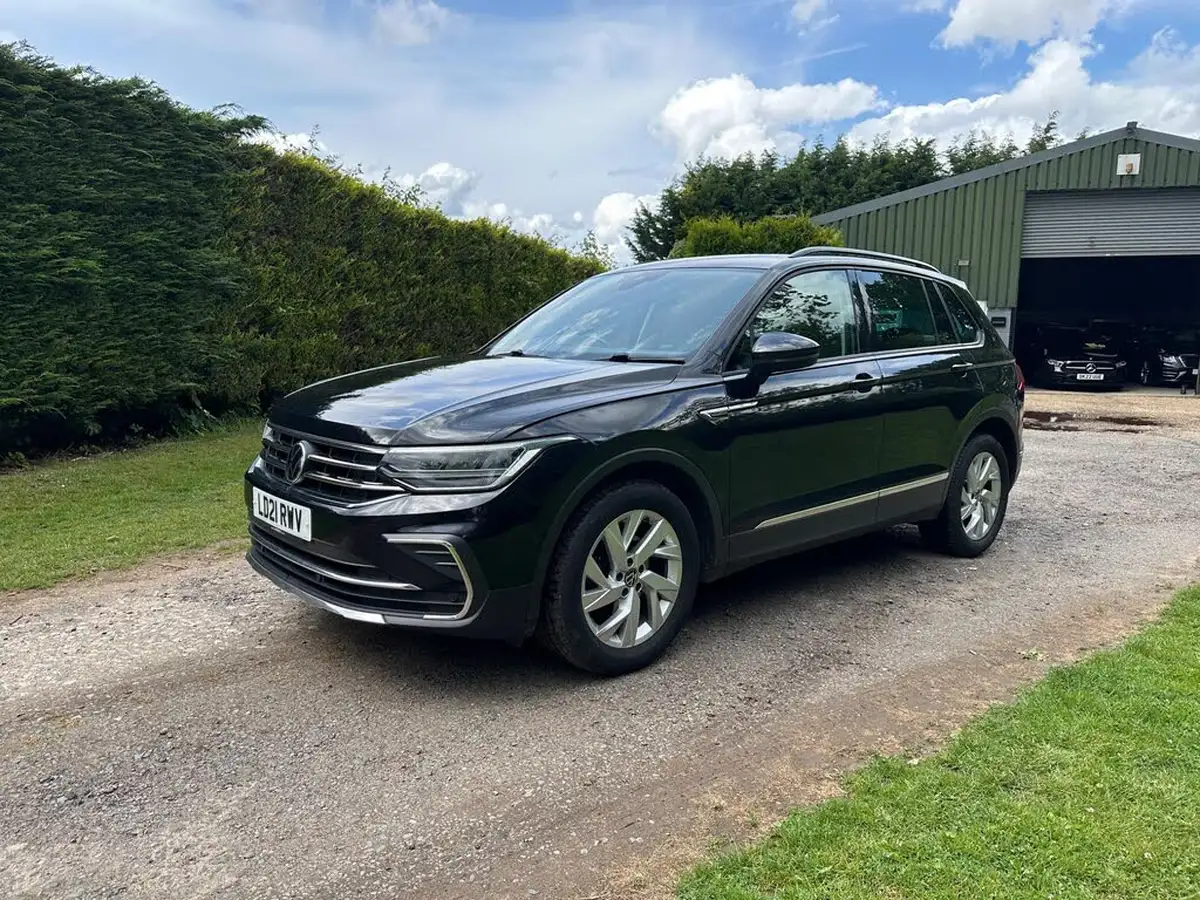 2021-volkswagen-tiguan-15-tsi-life-150ps-dsg-big-0