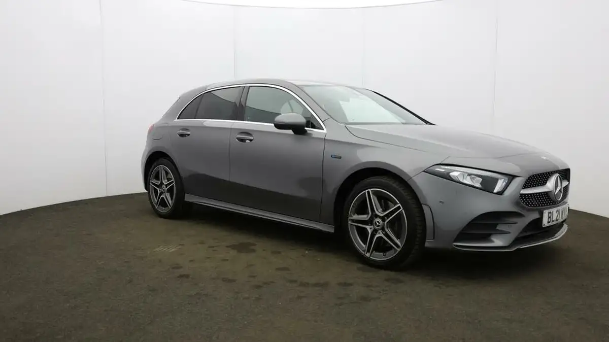 2021-mercedes-benz-a-class-13-a250e-amg-line-executive-hatchback-5d-big-48