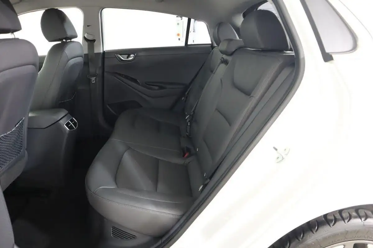 2021-hyundai-ioniq-16-gdi-premium-se-hybrid-big-12