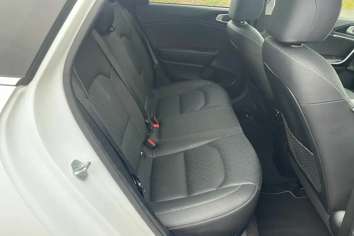 2019-kia-ceed-14-t-gdi-first-edition-sportswagon-dct-big-33