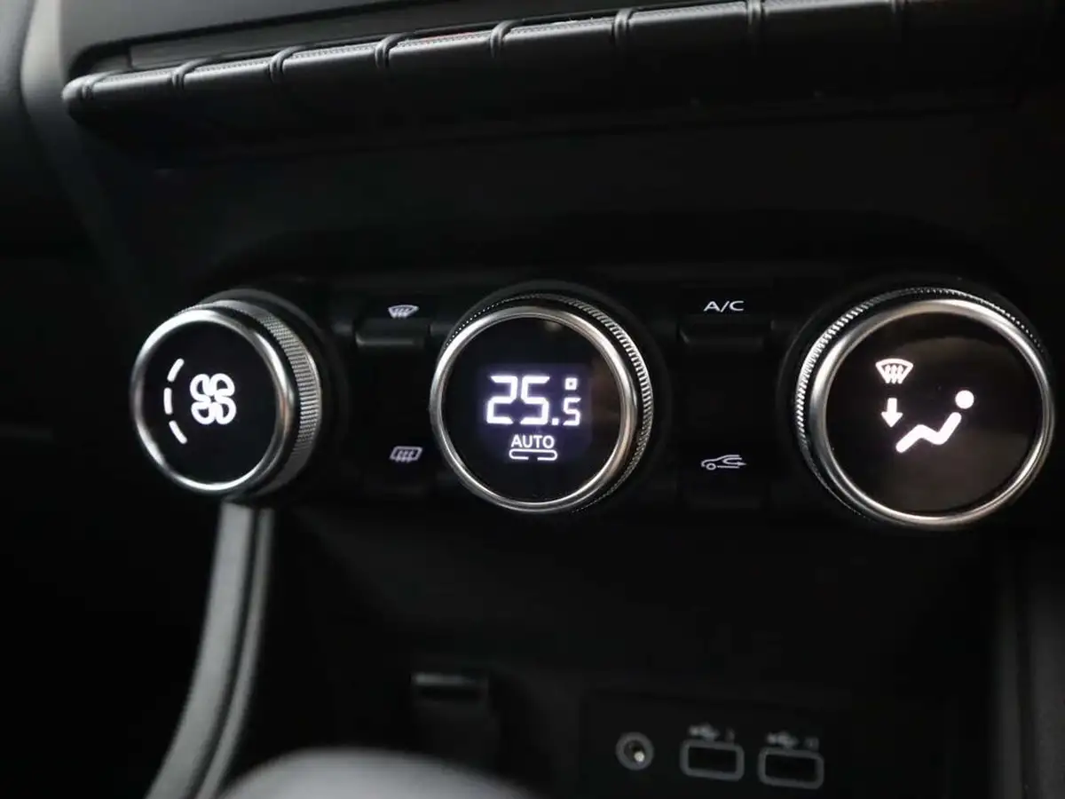 2023-renault-captur-16-techno-145ps-full-big-27