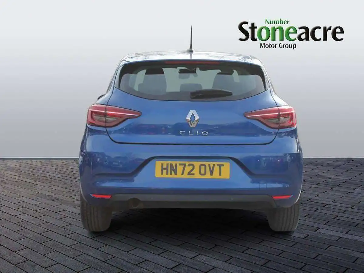 2022-renault-clio-10-tce-evolution-big-3