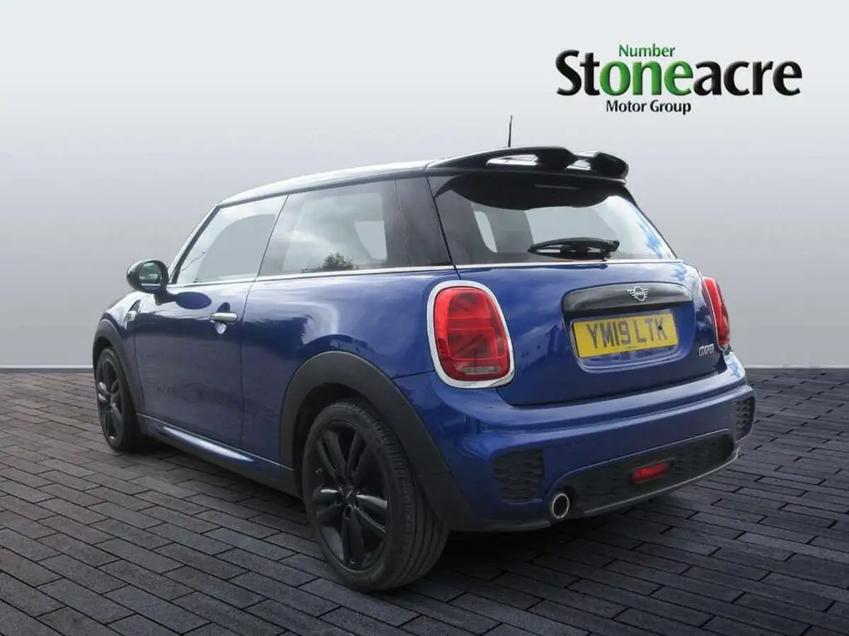 2019-mini-cooper-15-cooper-sport-hatchback-3d-big-3
