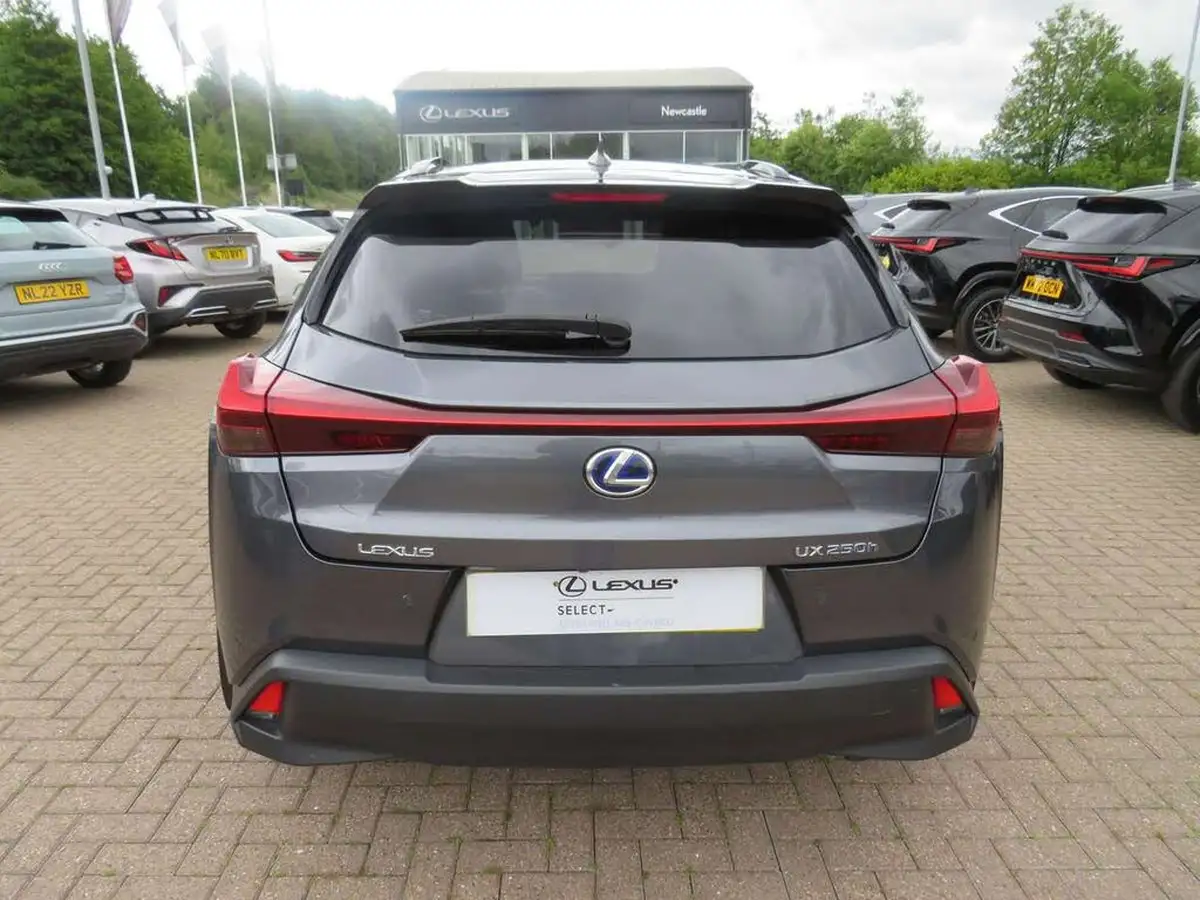2022-lexus-ux-250h-20-ux-184bhp-premium-plus-pack-big-5