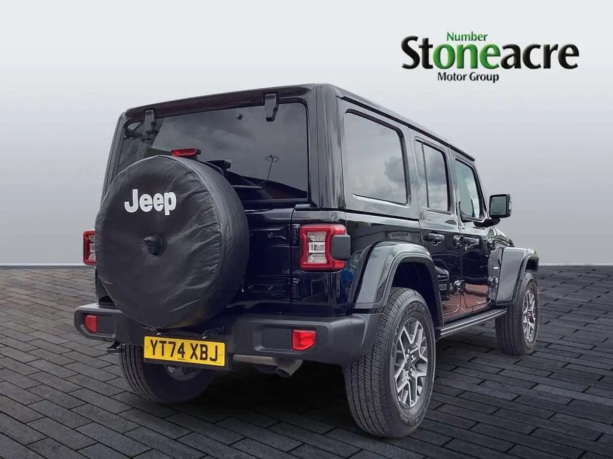 2025-jeep-wrangler-20-gme-sahara-big-2
