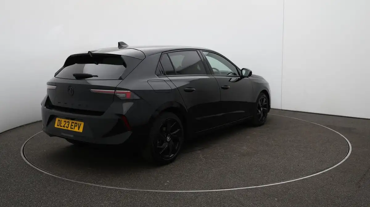 2023-vauxhall-astra-12-turbo-gs-hatchback-auto-big-46