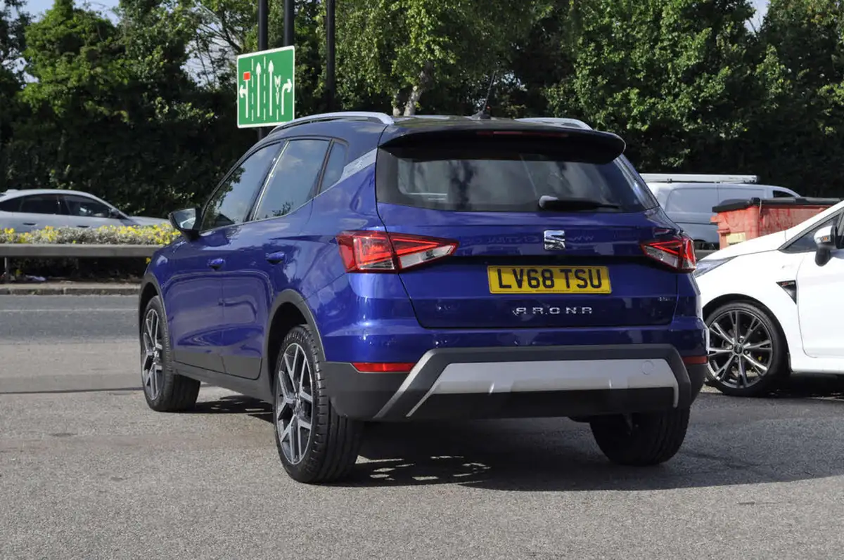 2018-seat-arona-10-tsi-xcellence-lux-dsg-big-4