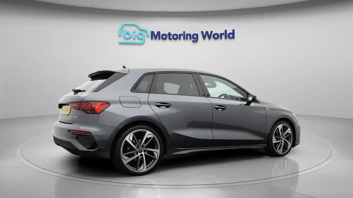 2022-audi-a3-15-35-tfsi-edition-1-sportback-5d-big-7