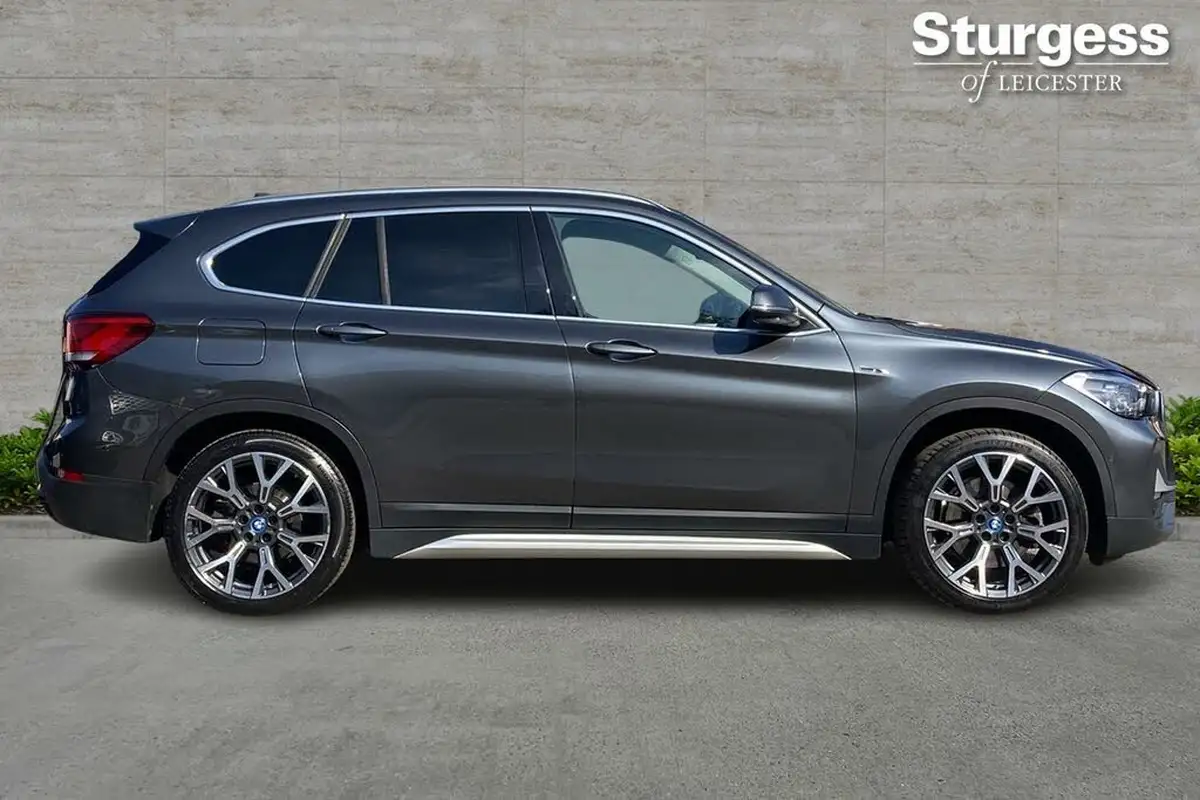 2022-bmw-x1-15-xdrive-25e-phev-xline-big-7