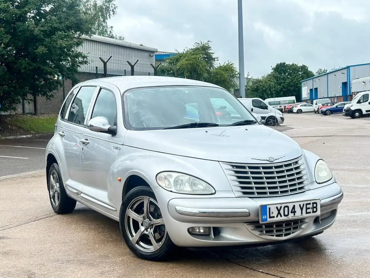 2004-chrysler-pt-cruiser-20-limited-auto-big-0